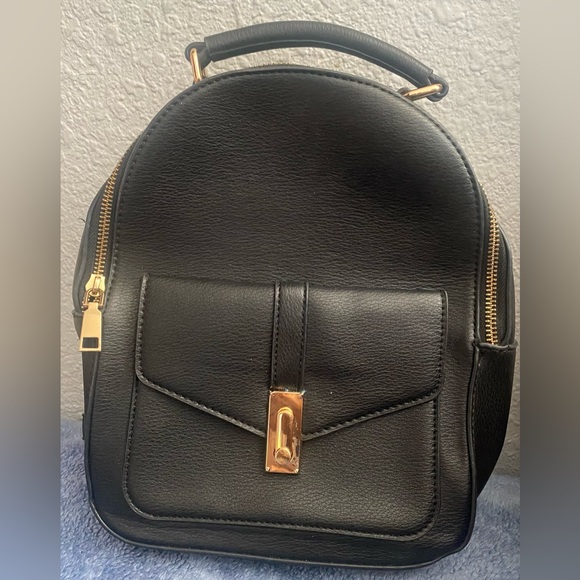 Black mini backpack - Picture 3 of 3